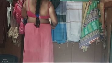 Malam Di Desa India, Bibi Pakai Nighty Digarap Di Rumah