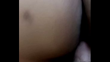 سكس عرب نار جديد، شرموطة طيزها ضخمة تركب زب عشيقها السعودي بجنون ونيك جامد