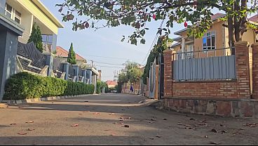 Astaga Mamah Arab Lonte Ngocot Memek Di Luar Rumah Deket Jalan Raya